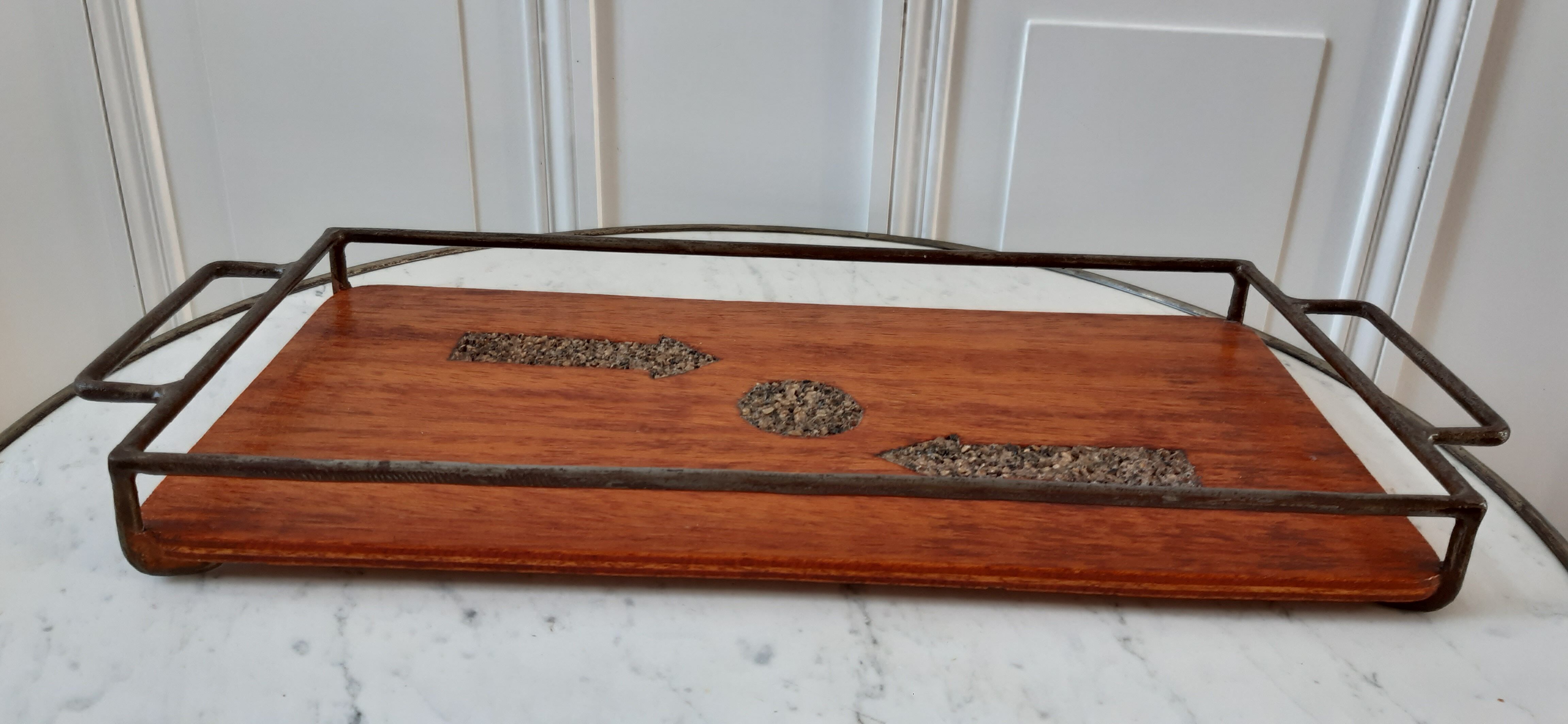 Plateau en bois fer forgé et pierres années 60