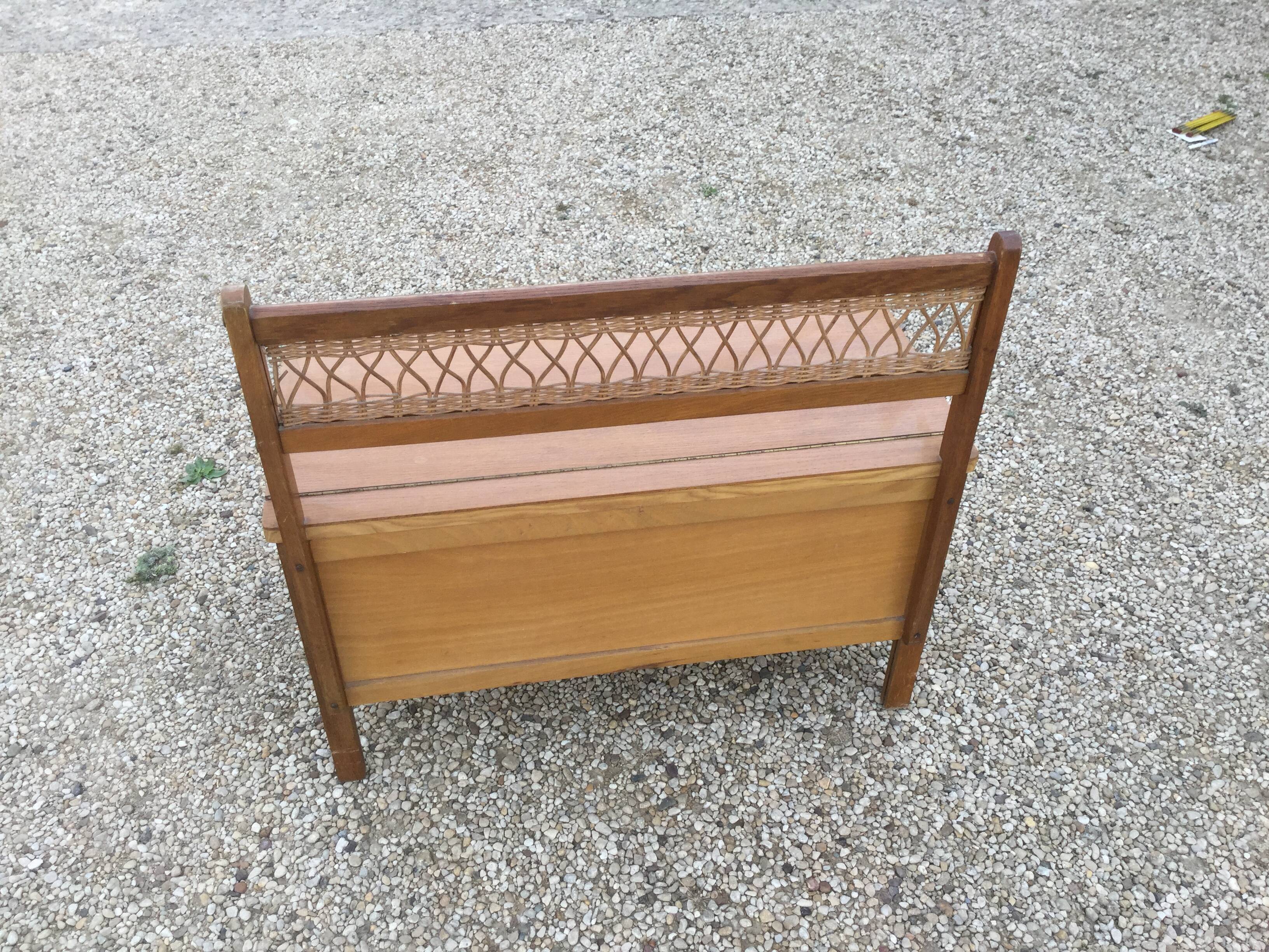 Trunk bench vintage