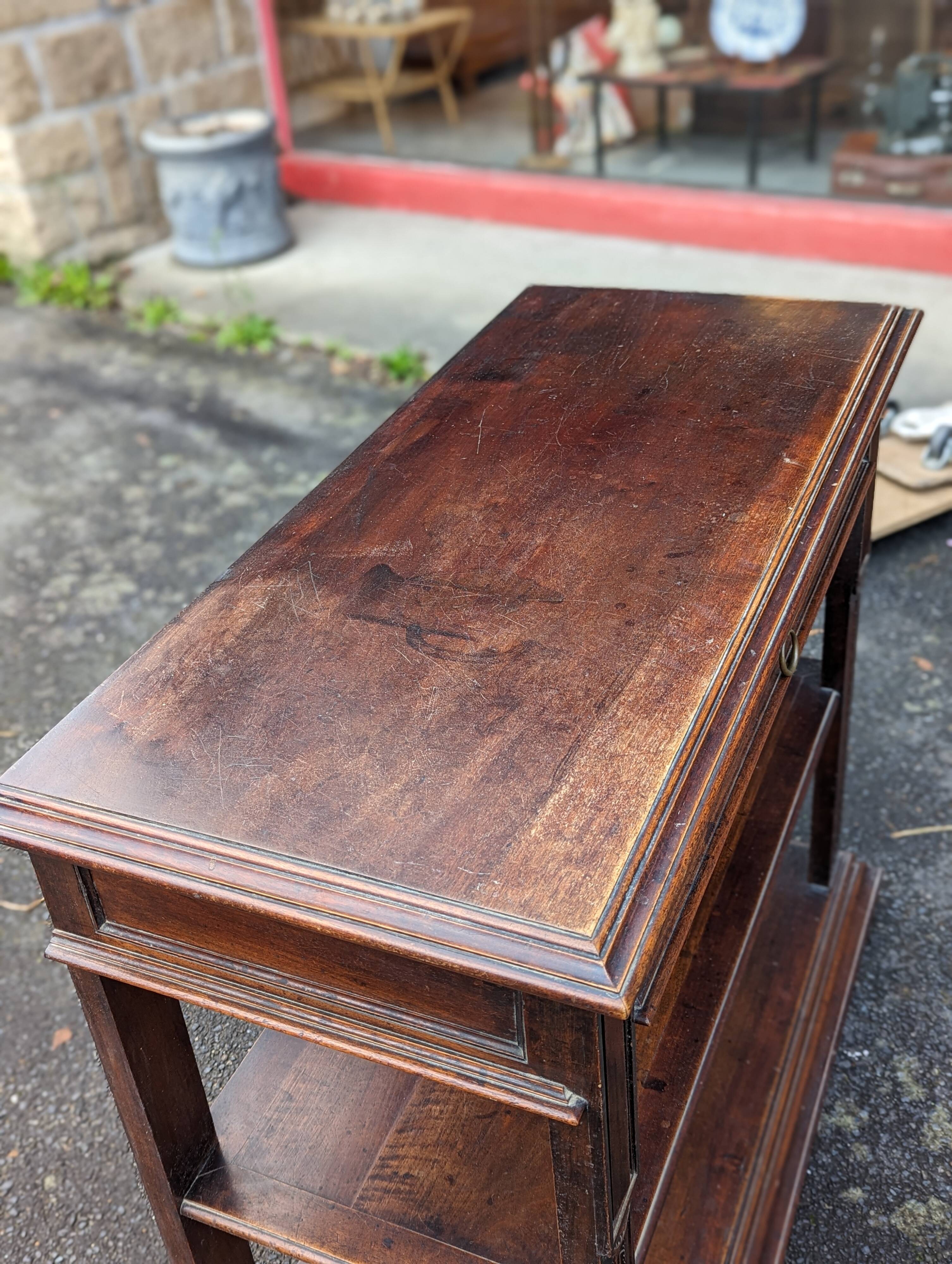 Mahogany sideboard console