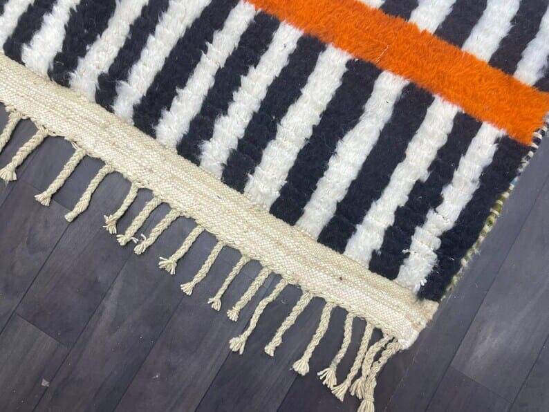 Traditional handmade pure wool rug, size 150 x 250 cm