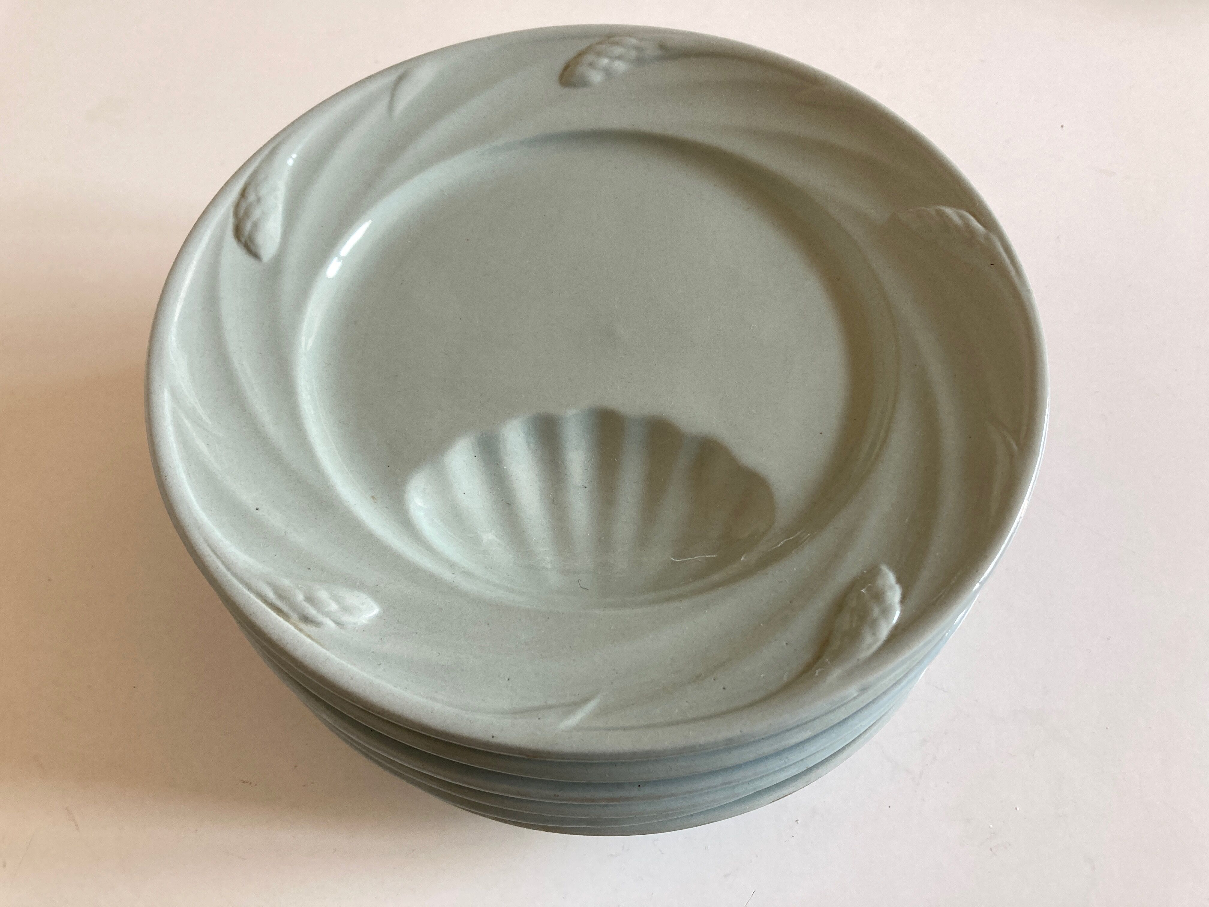 Set de 6 assiettes céladon de Sarreguemines 1950