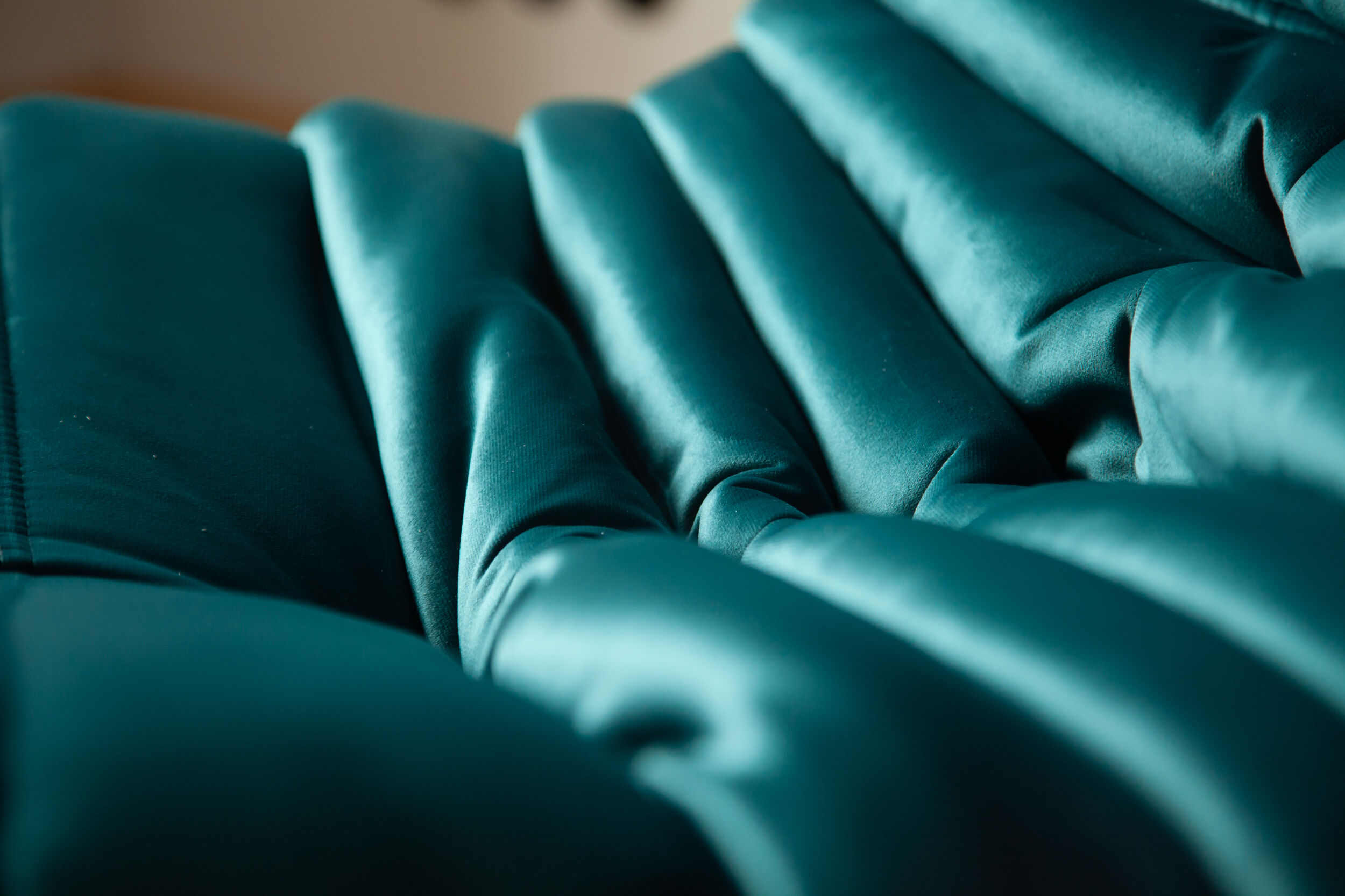 Chauffeuse et ottoman Togo modèle dessiné par Michel Ducaroy 1973