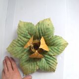 Metal flower wall light