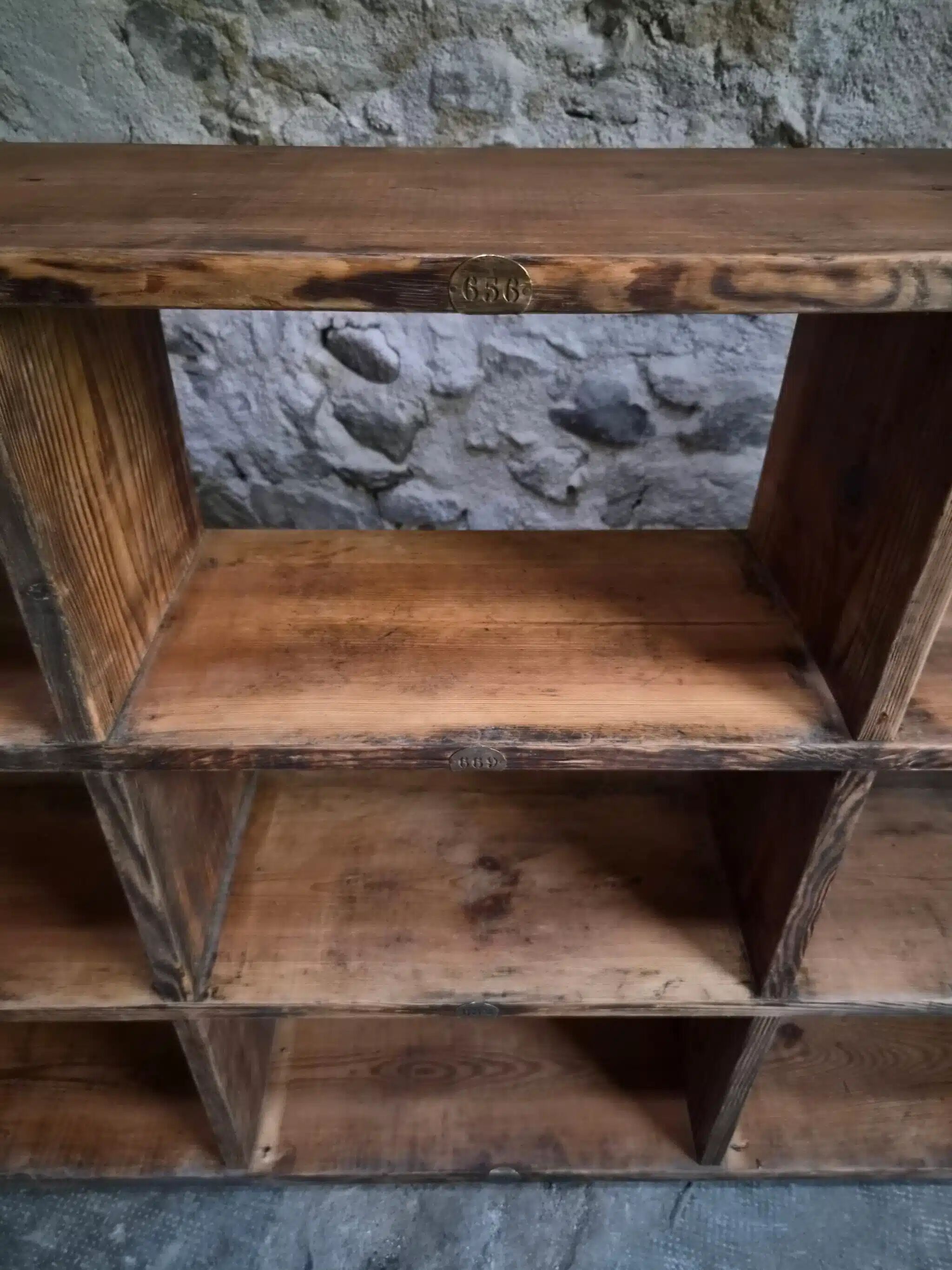 Old workshop shelf in French pine, industrial shoe cabinet, around 1900.
