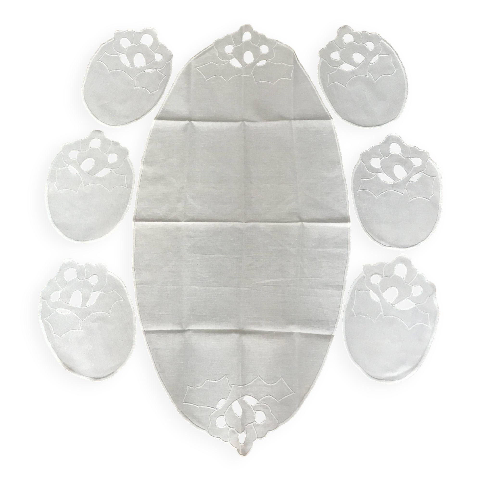 Center table and its old placemats