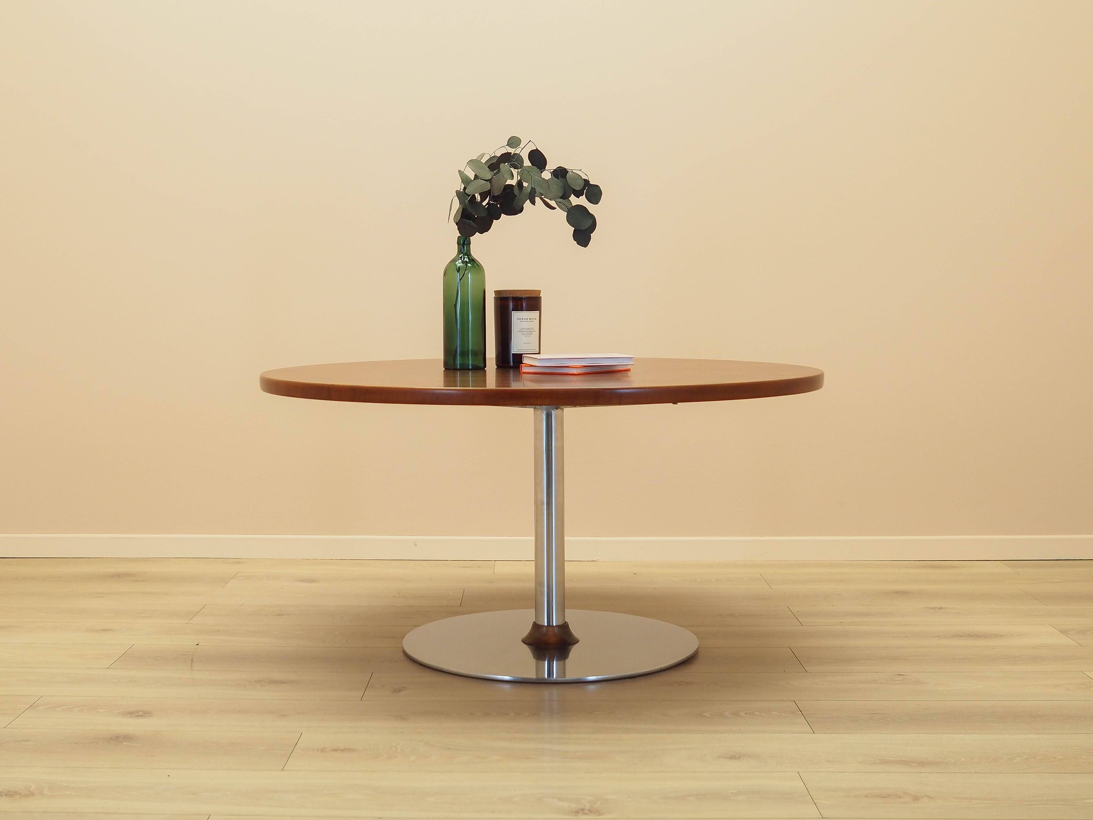 Round rosewood coffee table, Danish design, 1970s, made in Denmark