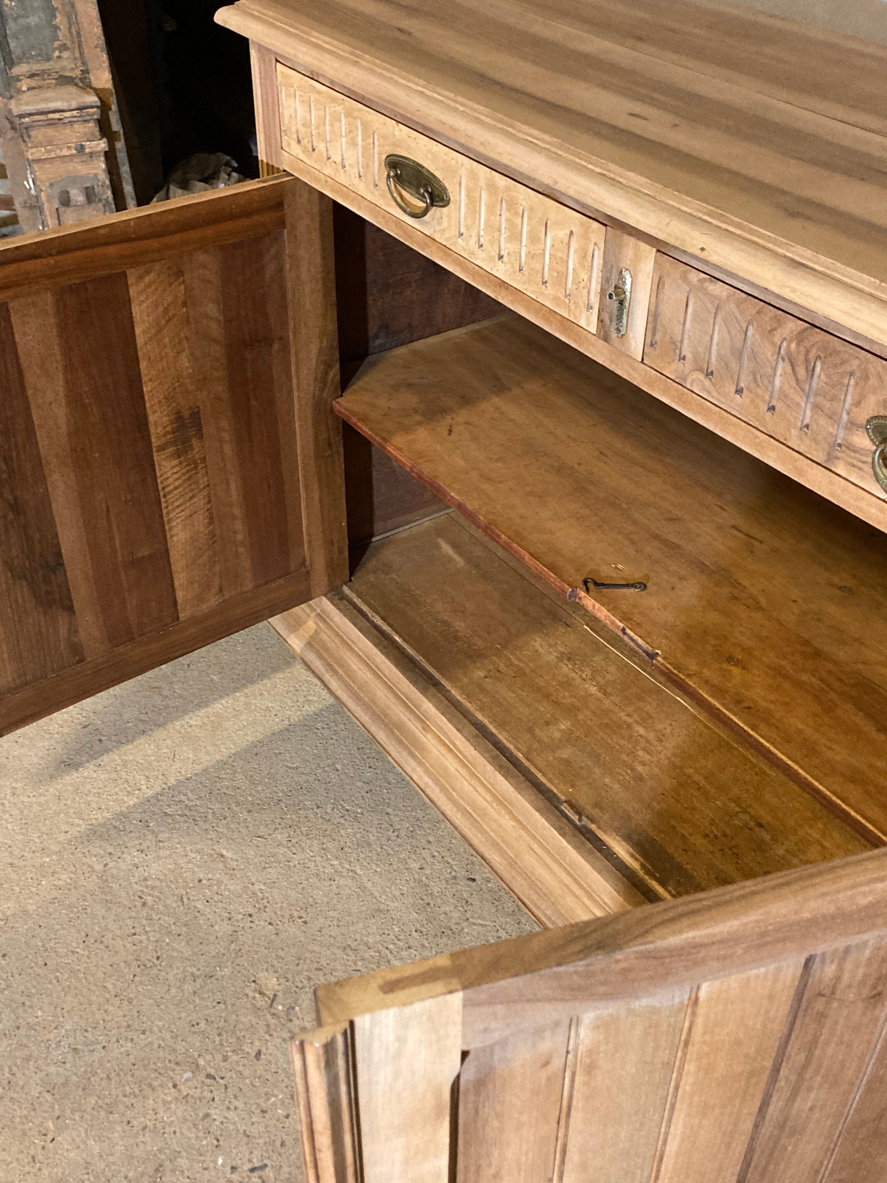 Sideboard 2 doors, 2 drawers natural