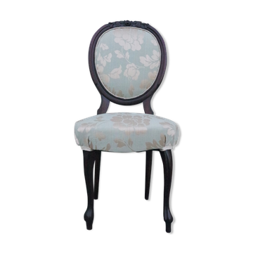 Old dining room chair, early nineteenth century