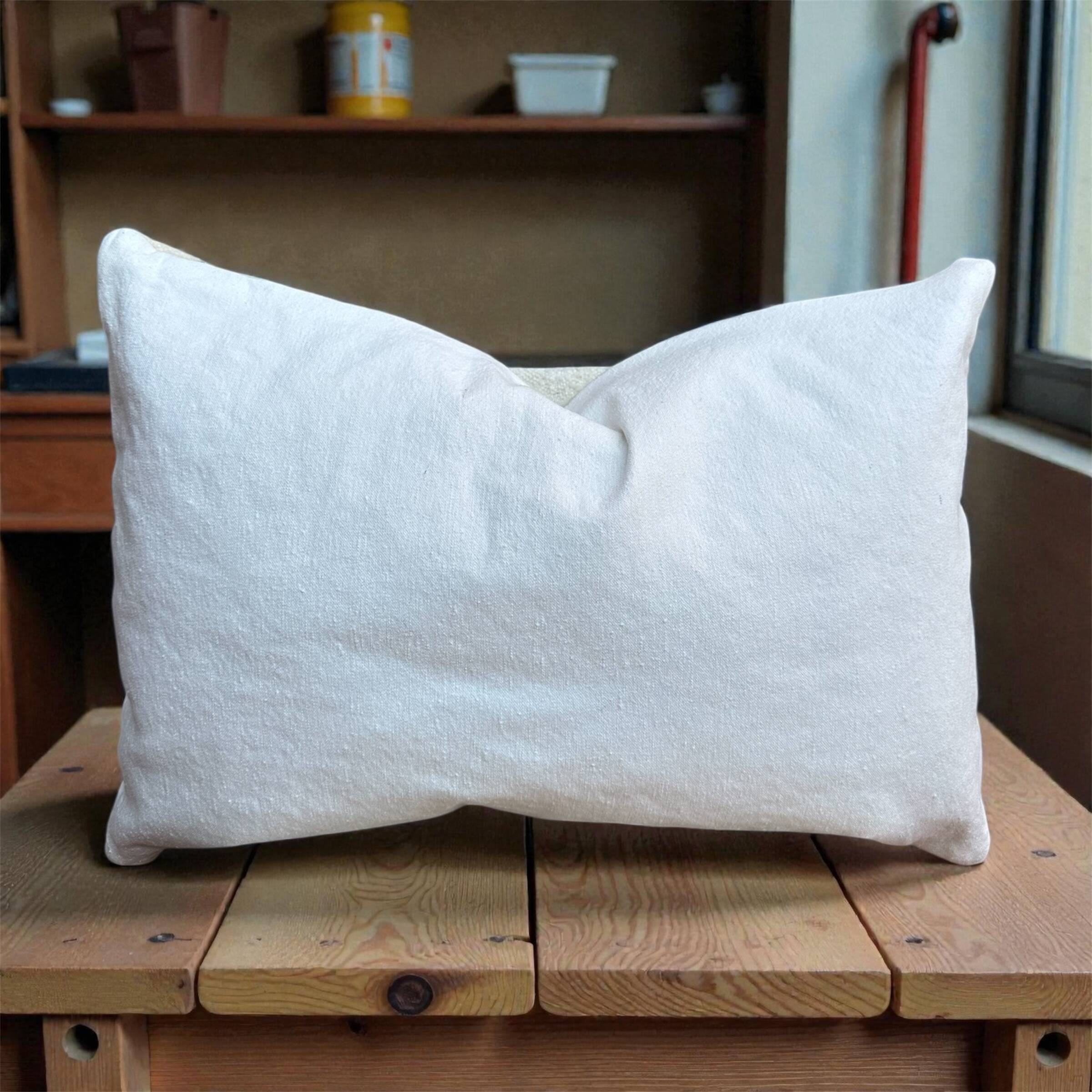 Handmade cushion cover in Berber wool: Moroccan Kilim cushion 60x40.