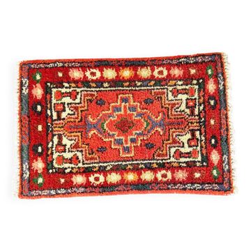 Vintage rug – 40cm x 62cm