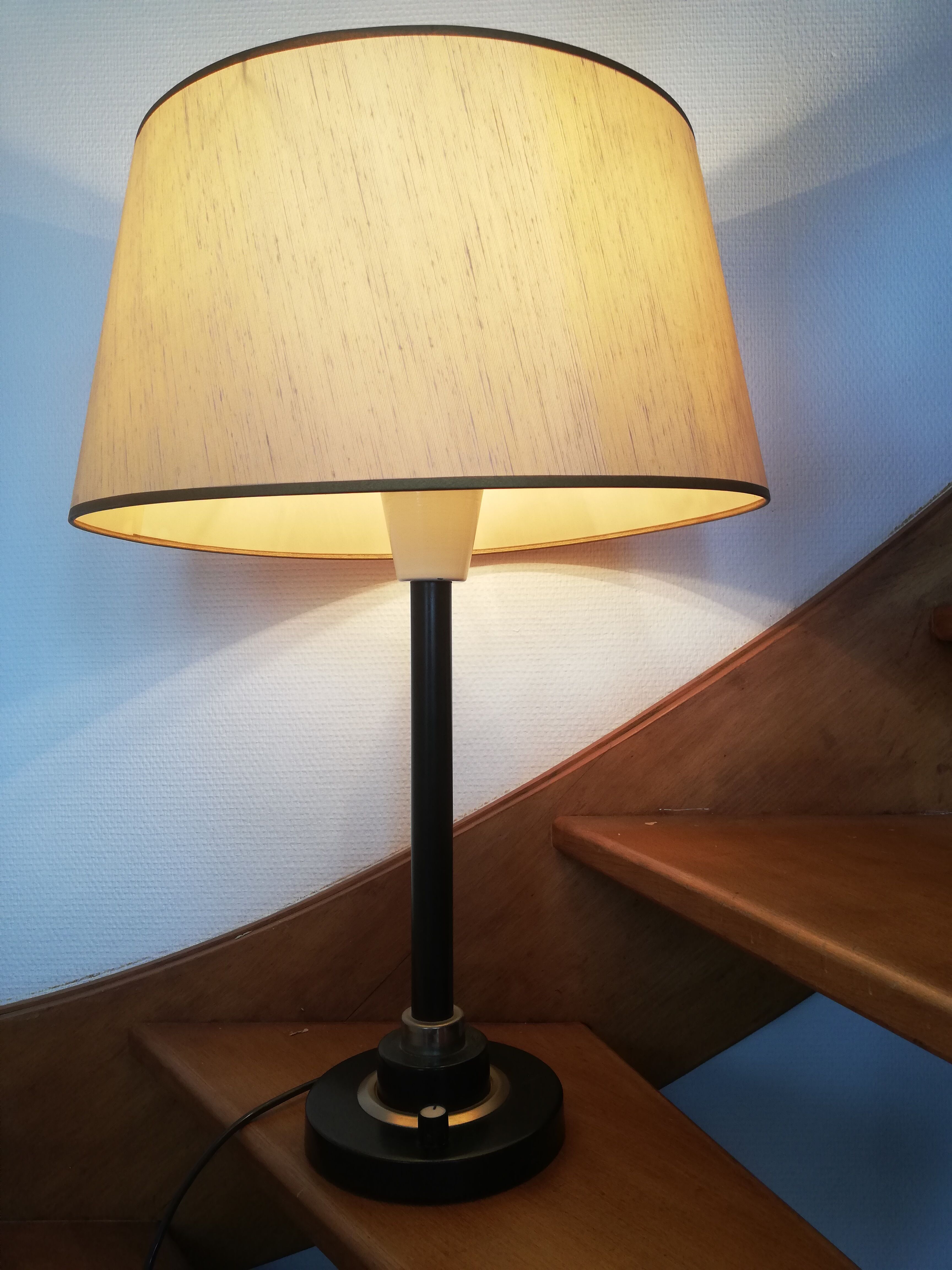 Old desk lamp with 3 sockets