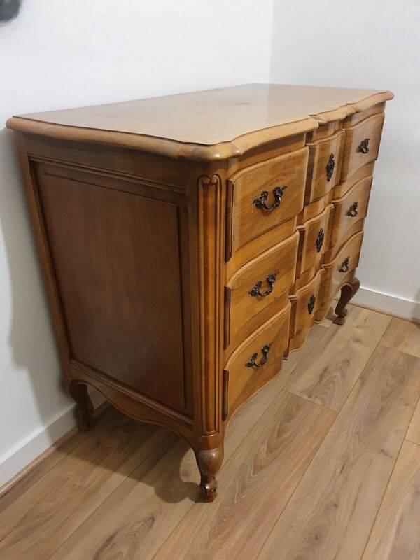 Crossbow commode in Louis XV style