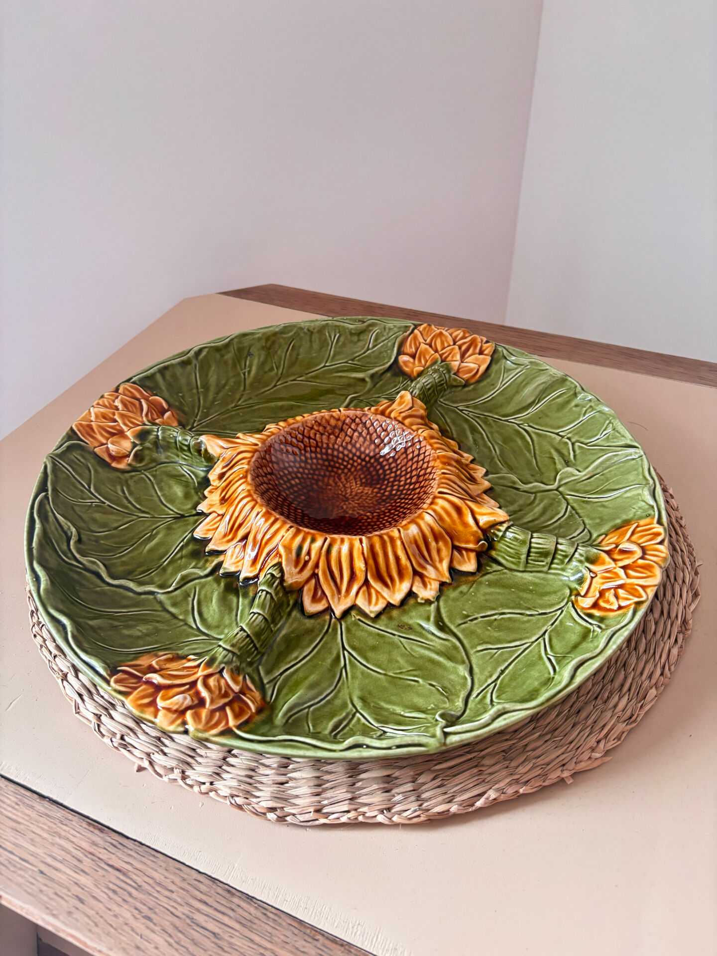 Sunflower plate slipware