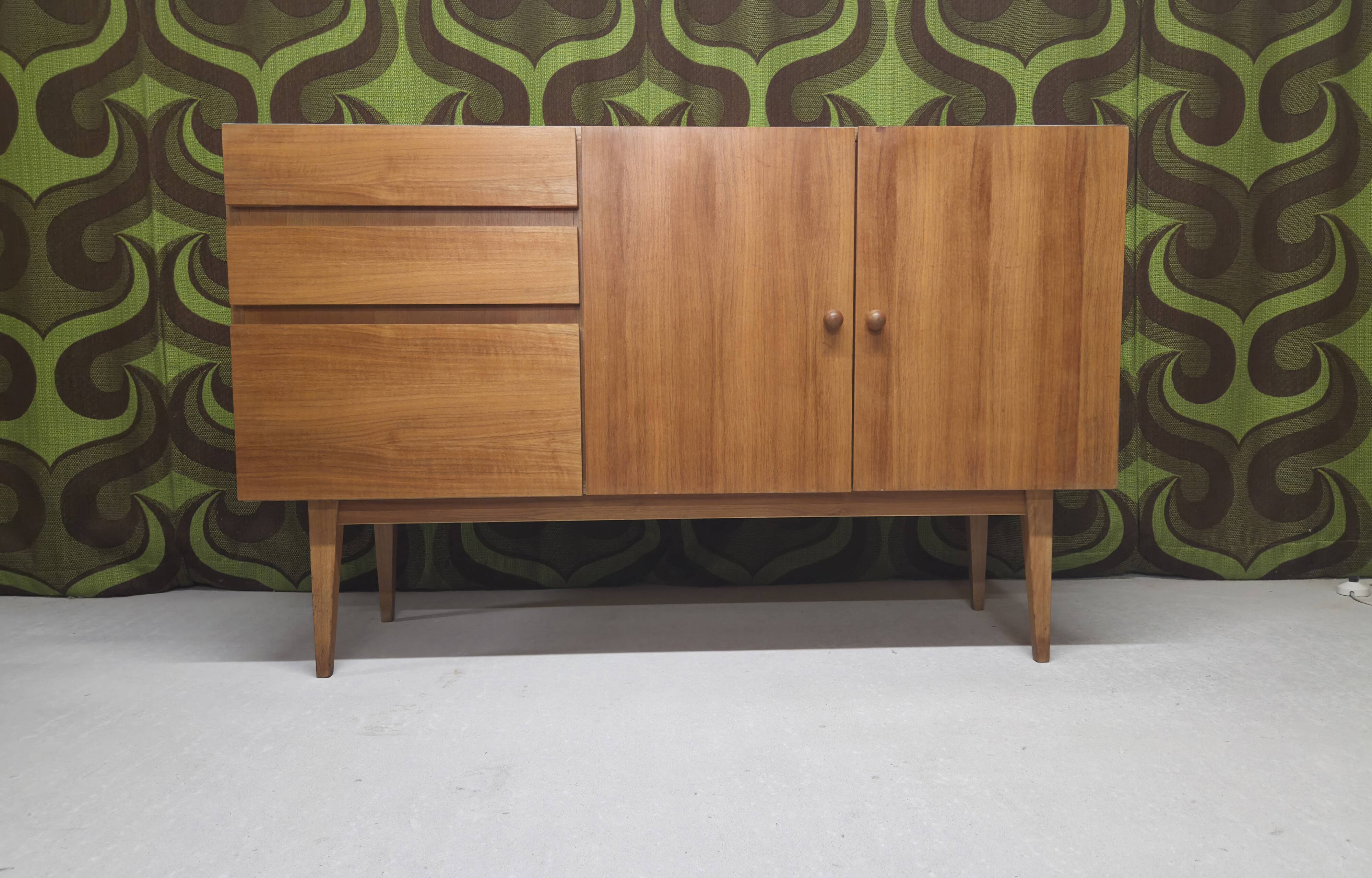 Walnut enfilade 1970 vintage design