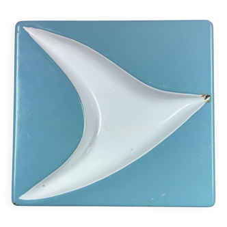 enameled metal pocket tray