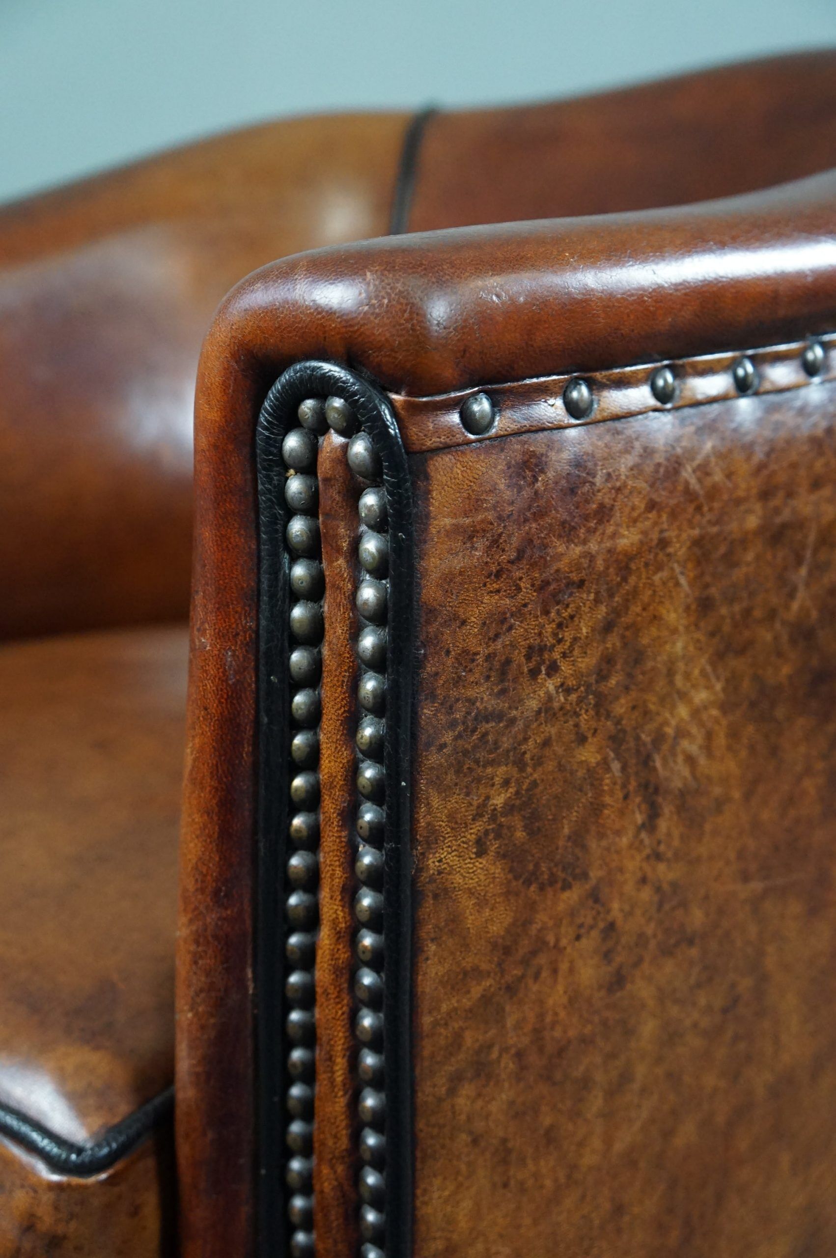 Club armchair in sheepskin