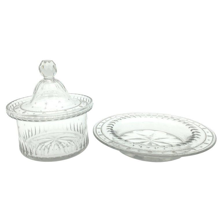 Bonbonnière and its dish, crystal