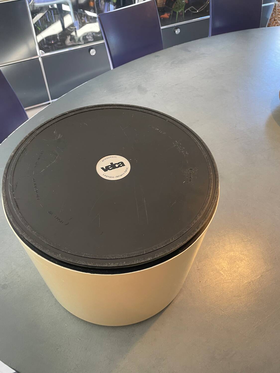 VELCA umbrella stand