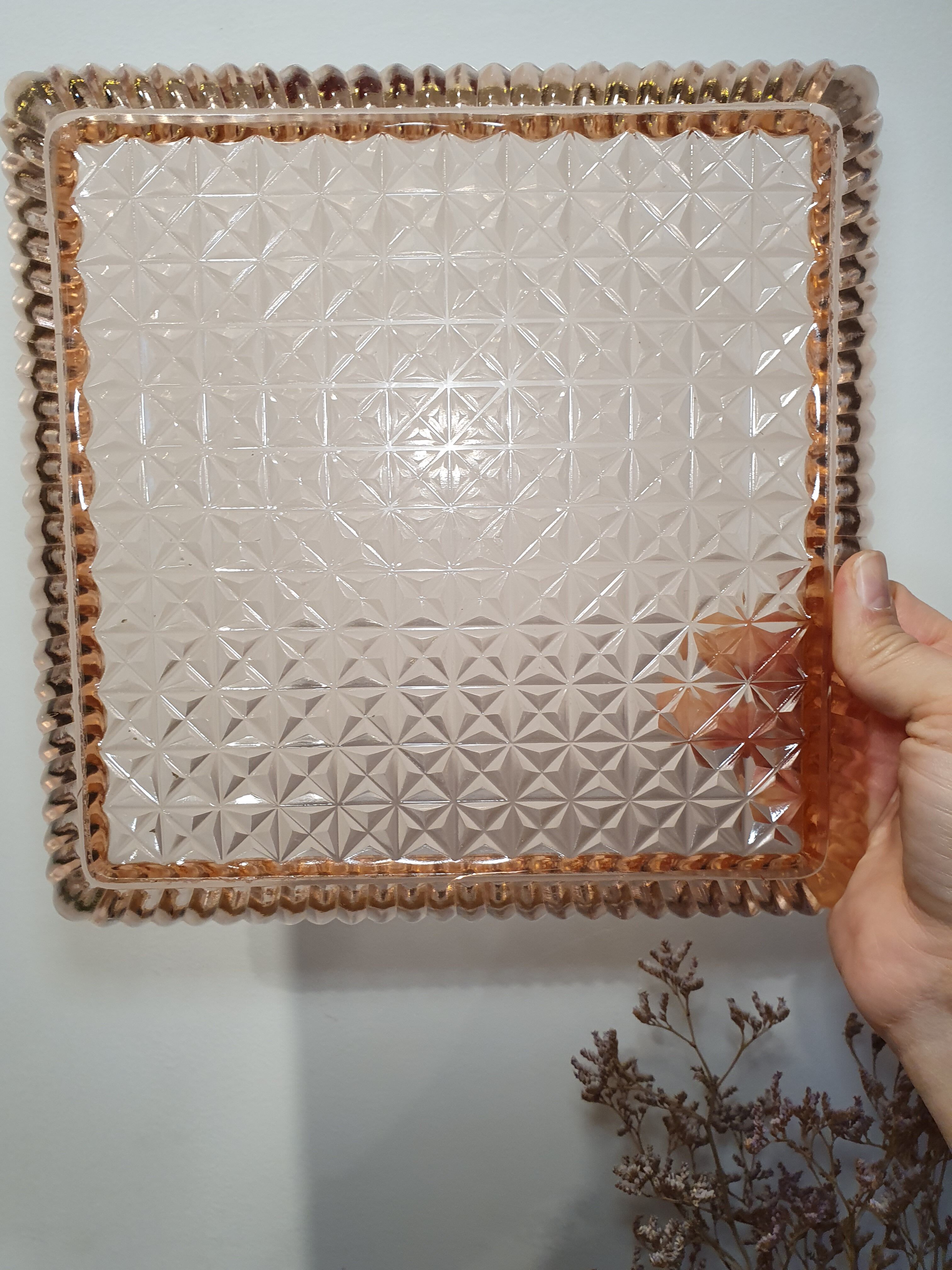 Pink glass dish/top