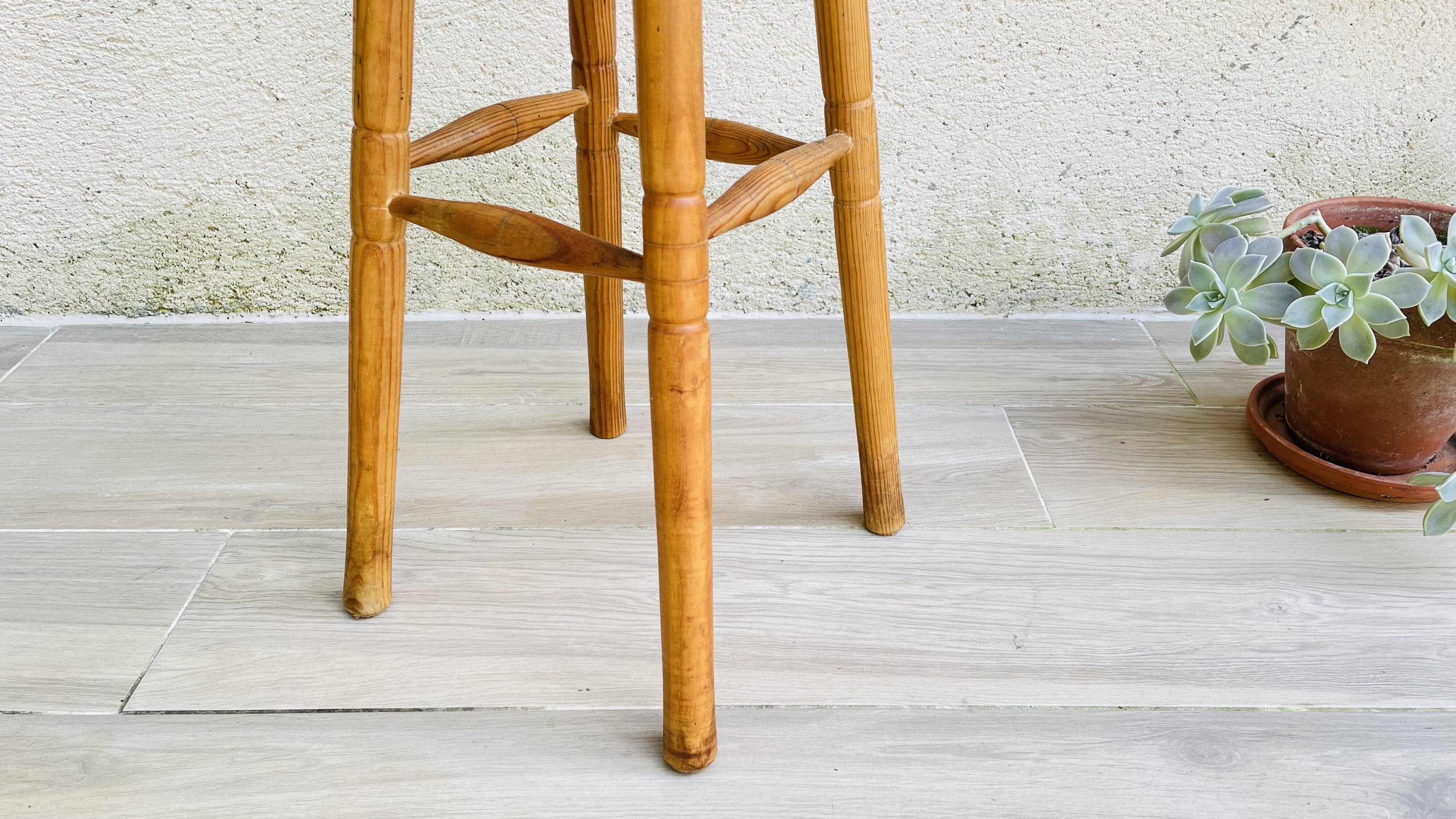 Vintage turned wood high stool