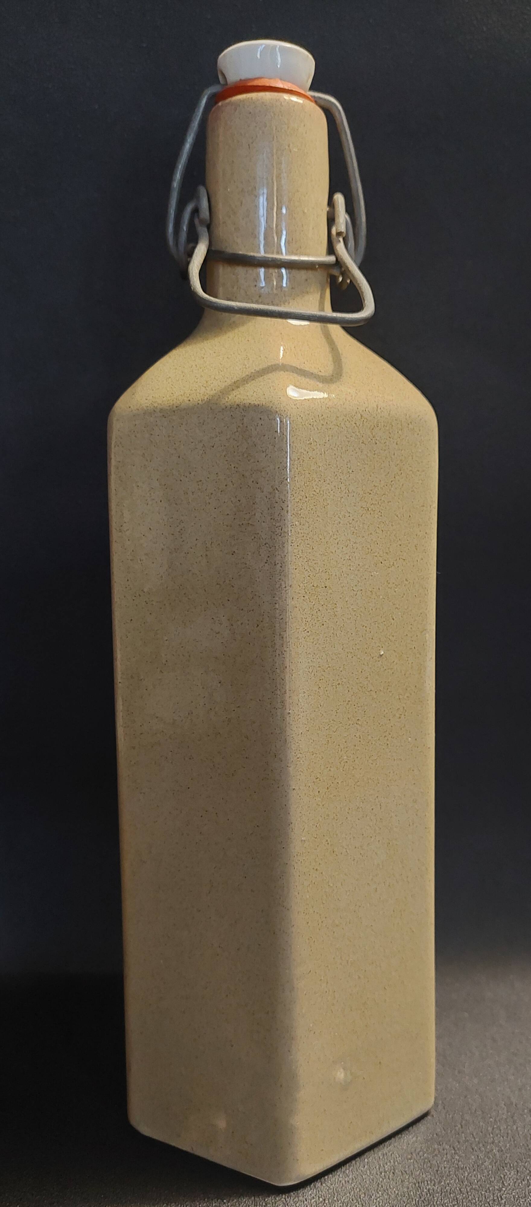 Glazed stoneware bottle La Cigogne 20th century