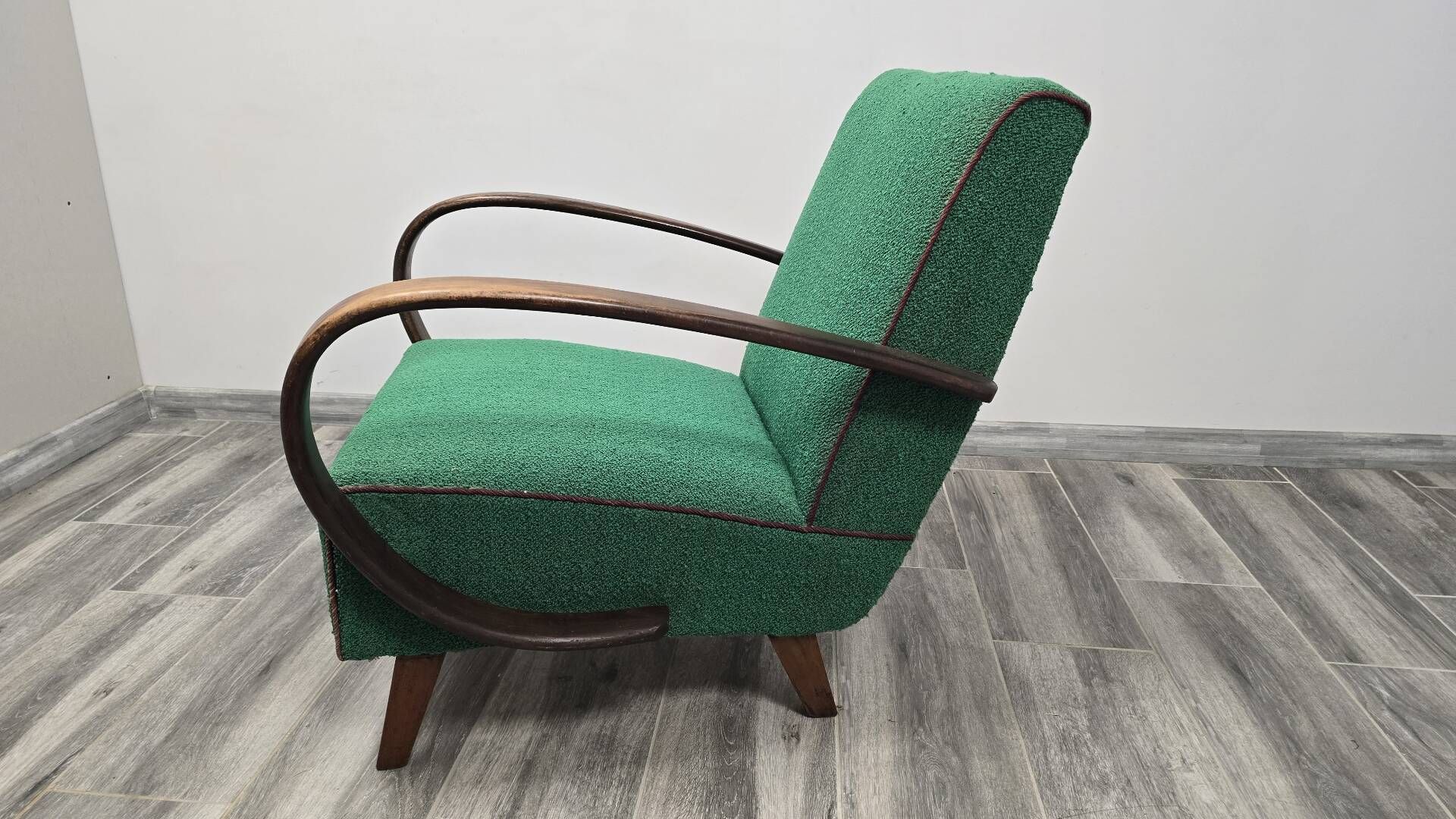 Art Deco Lounge Chair from Jindrich Halabala