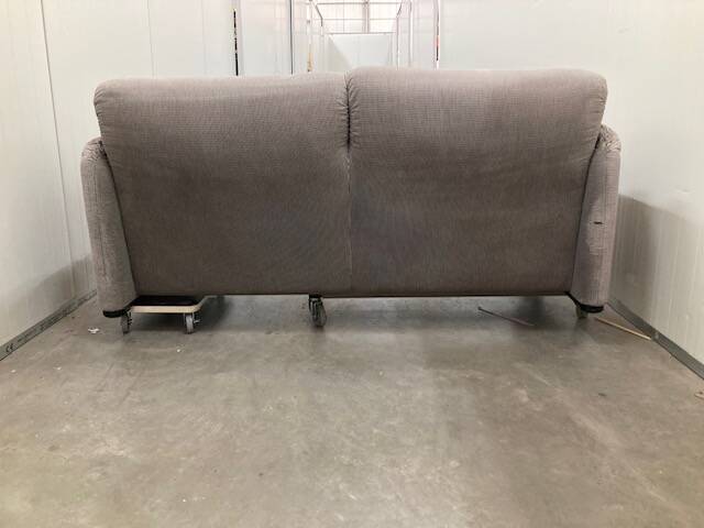 Maralunga 2-seater sofa by Vico Magistretti for Cassina
