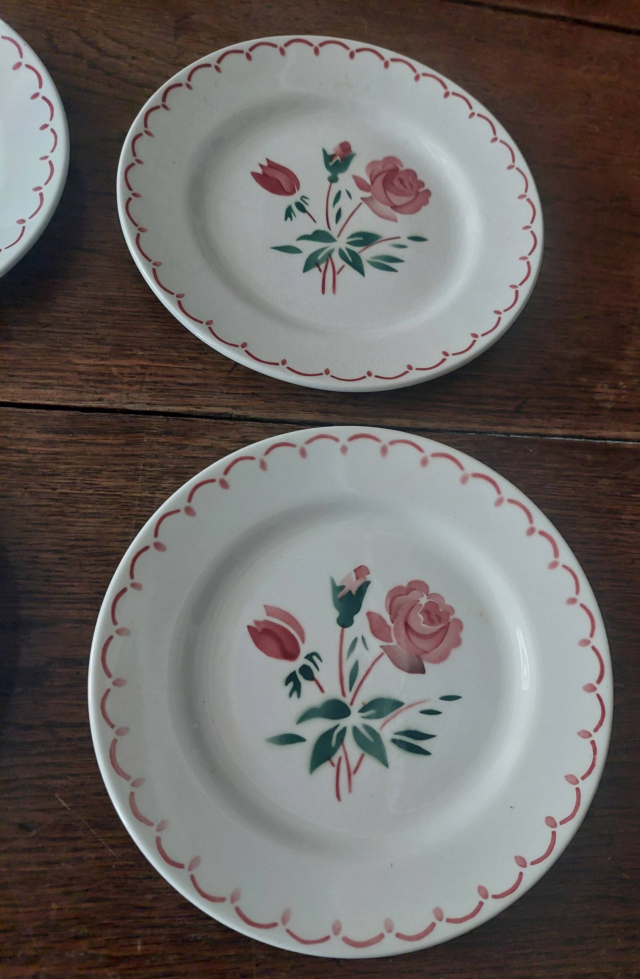 Set of six dessert plates in Badonviller iron earthenware FB year