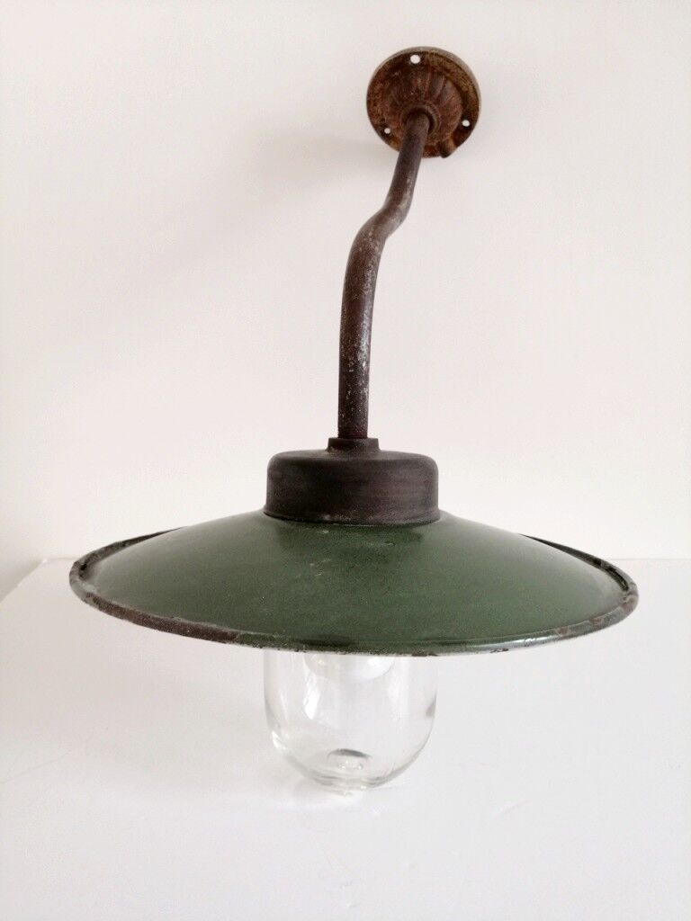 Swan neck sconce in enamelled sheet metal 50