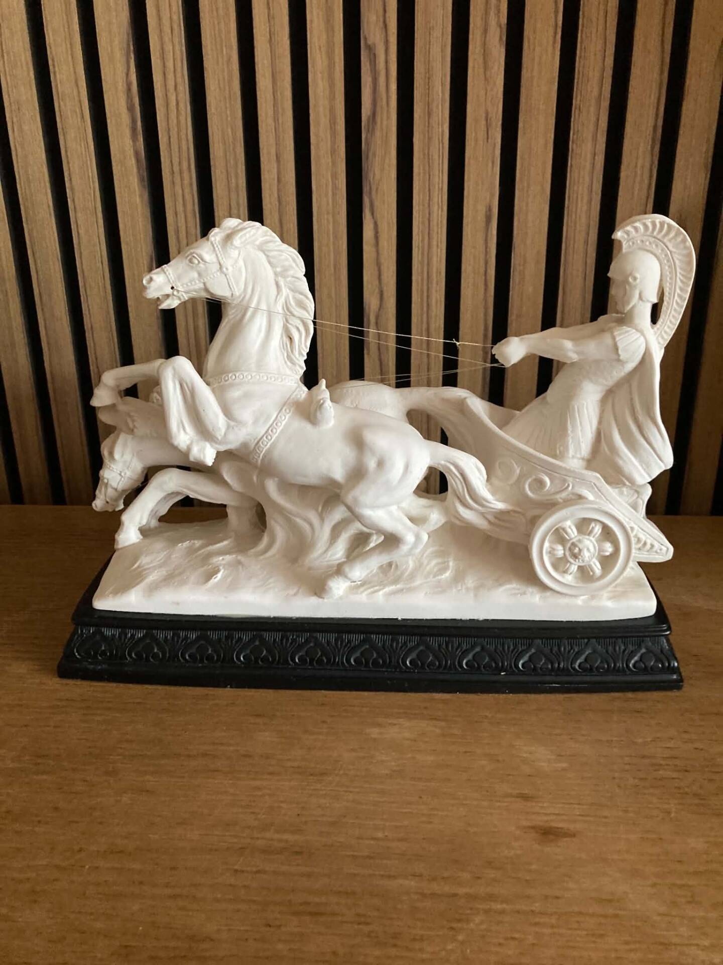Sculpture char romain 