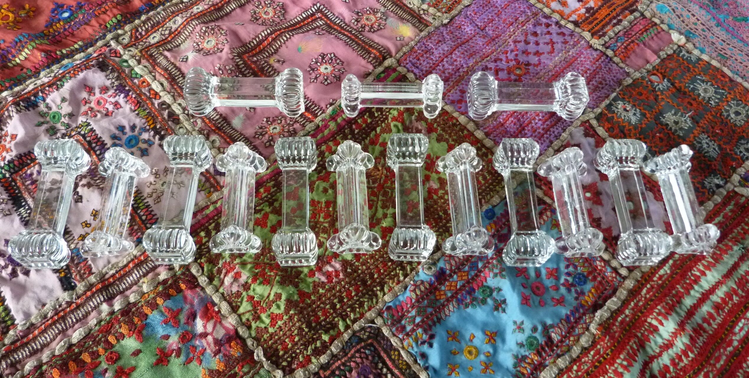 Set of 12 knife holders
