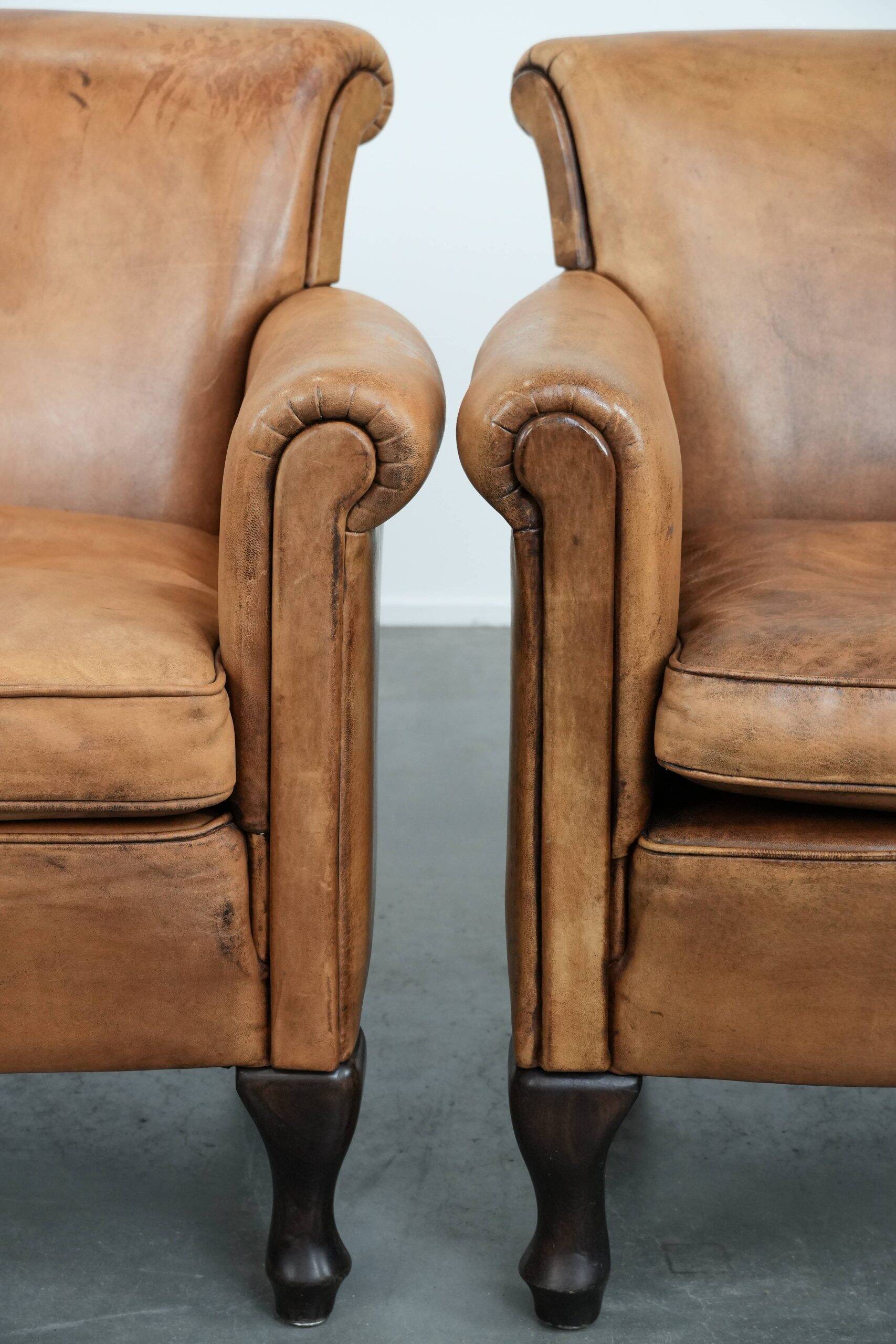 2 fauteuils vintage en cuir de mouton