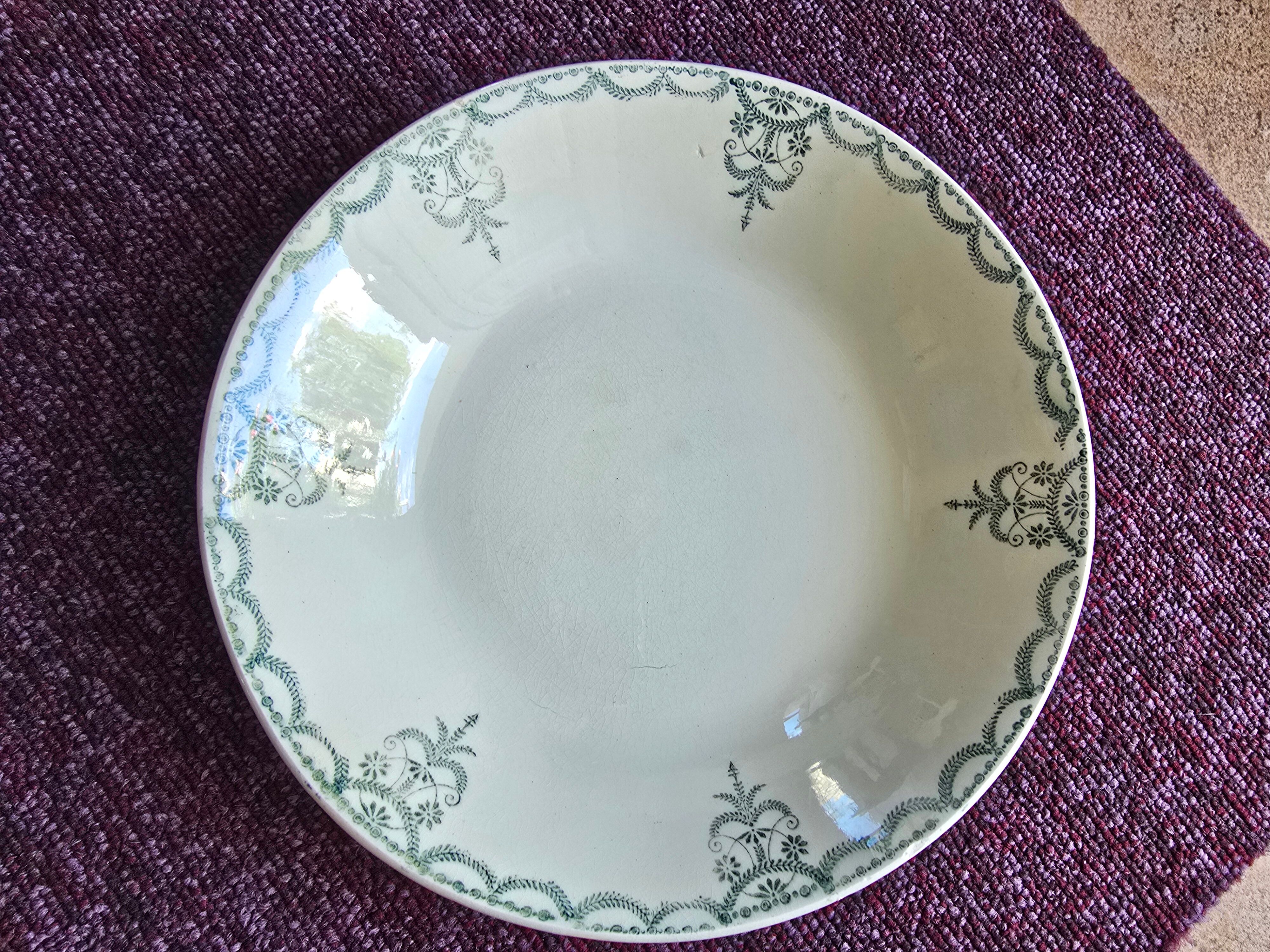 Lot 8 assiettes Moulin des Loups frise verte