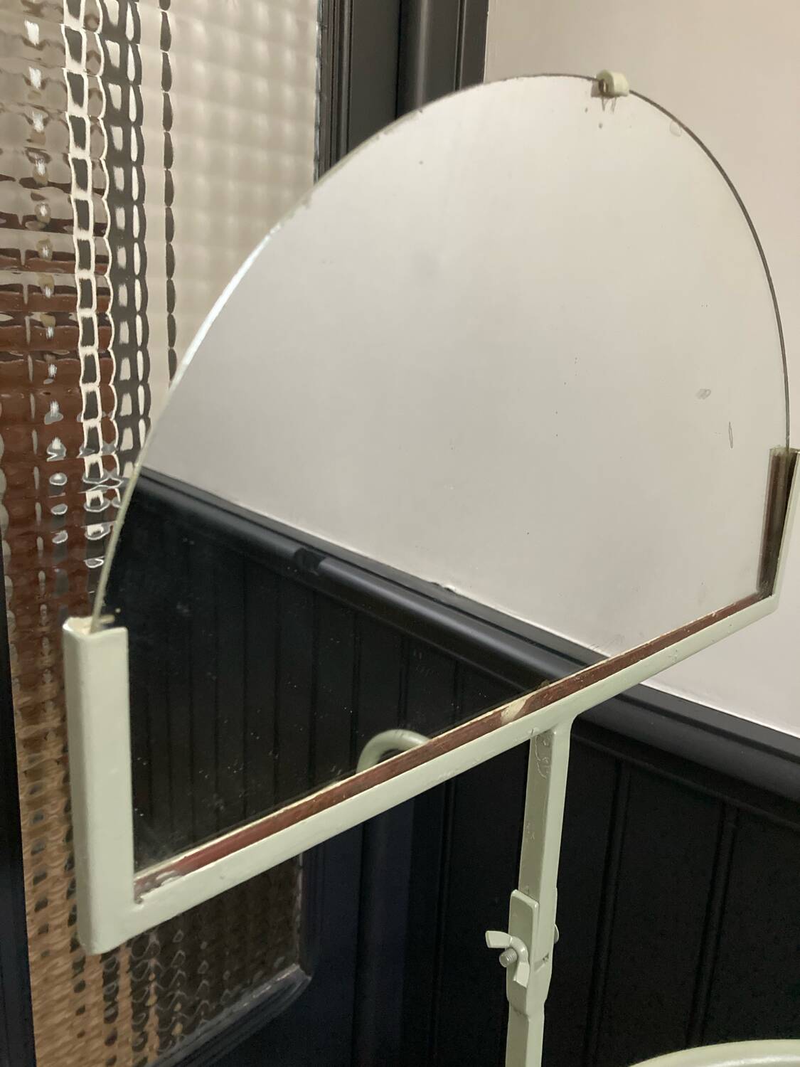 Coiffeuse, chevet en métal, années 50