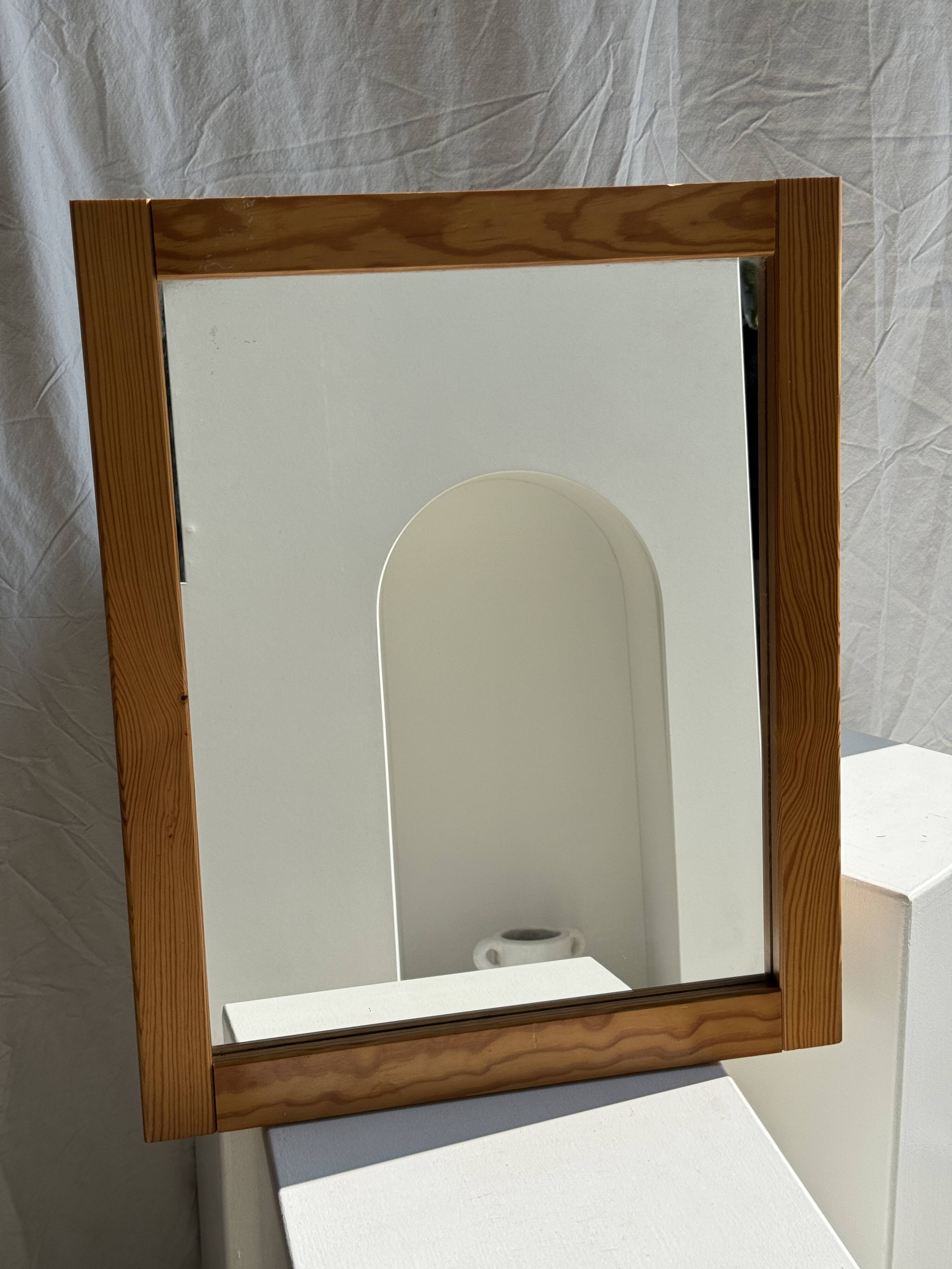 Small rectangular pine mirror 55x45