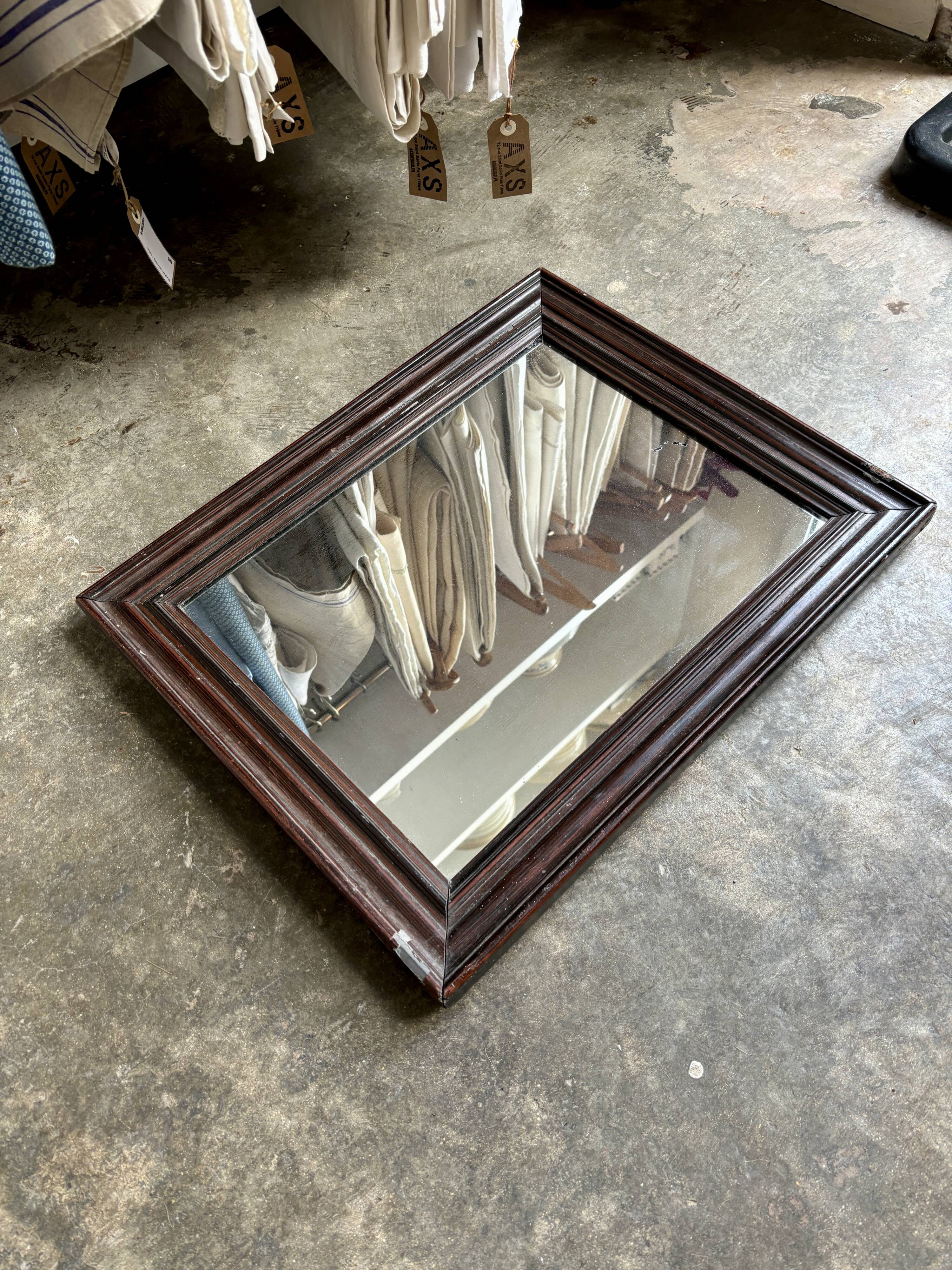 Dark wooden mirror ☐ 49.5 x 40 cm