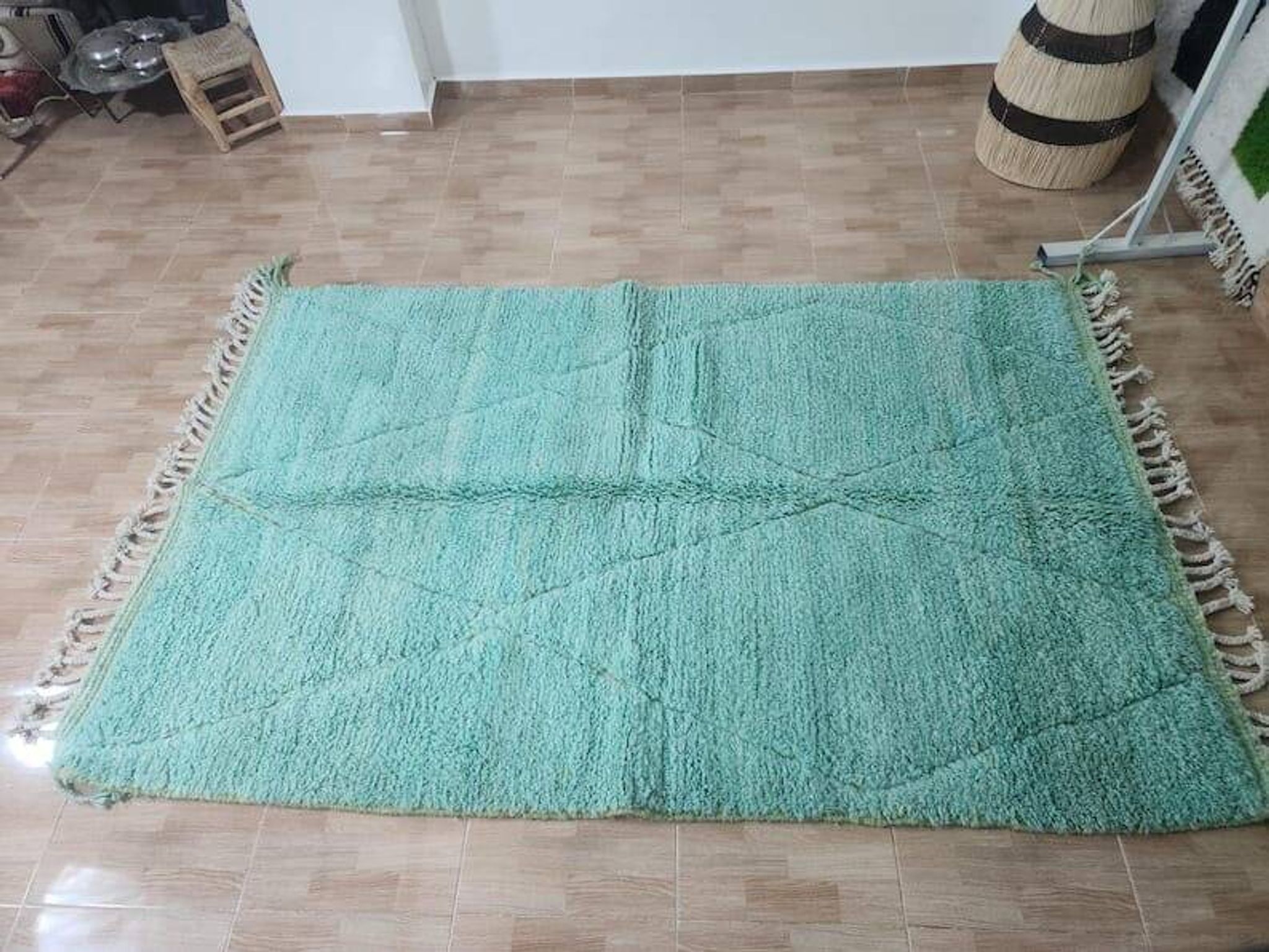 Handmade pure Berber wool rug, size 150 x 250 cm