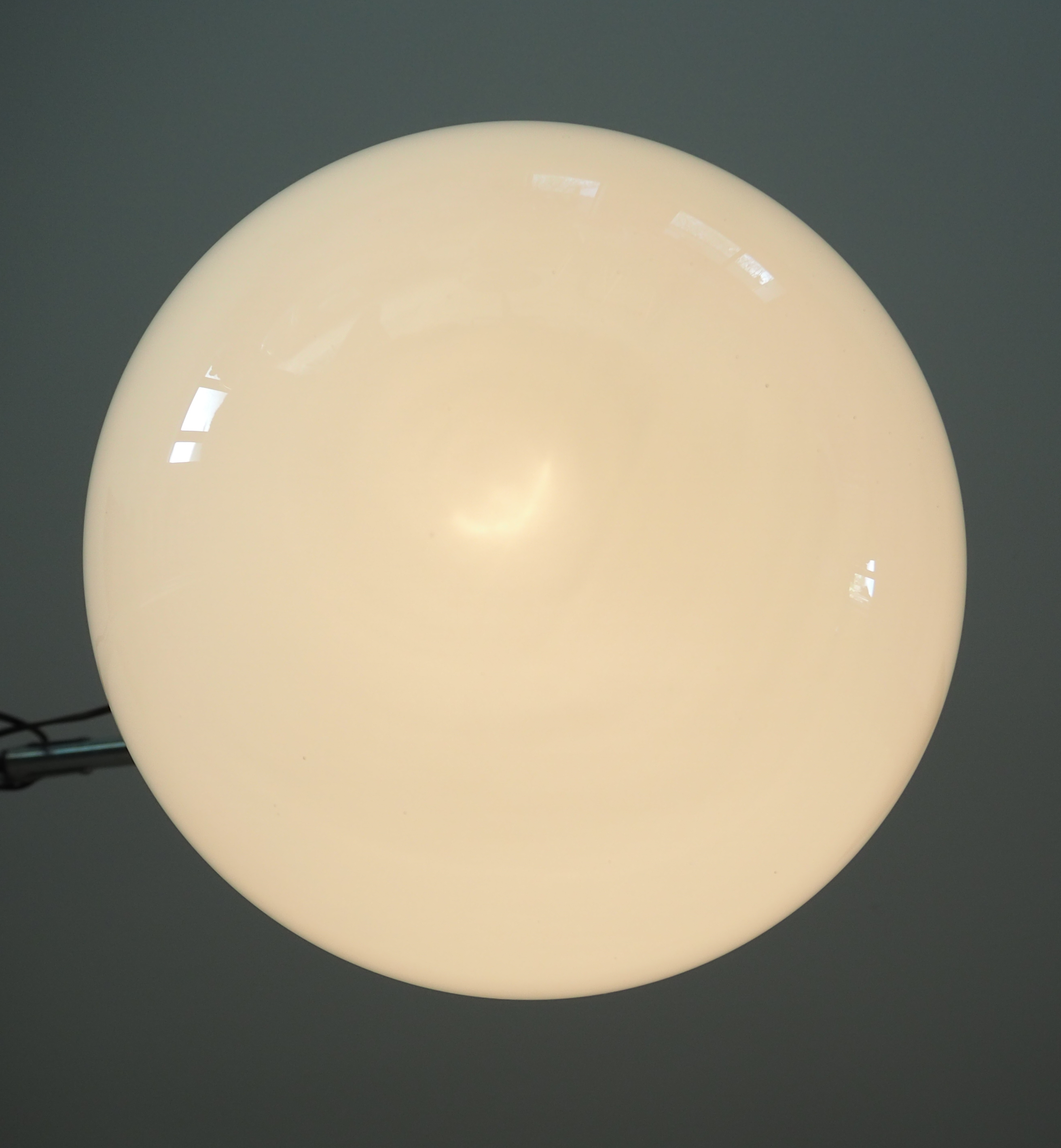 Art deco globe pendant light in white opaline and aluminum rod