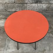 Coffee table round formica