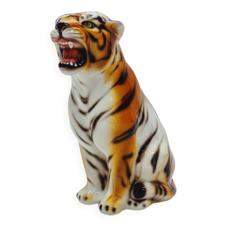 Statue de tigre en céramique