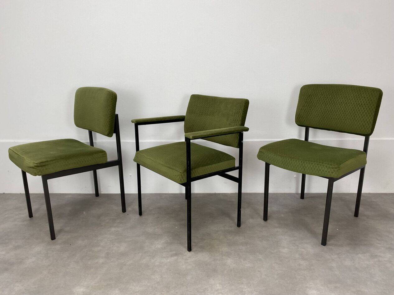2 chairs and 1 office armchair from the 1950s in green velvet and black metal.