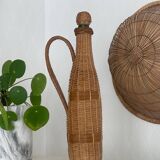 Grande bouteille en verre et osier