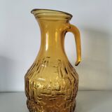 Pichet en verre ambré vintage