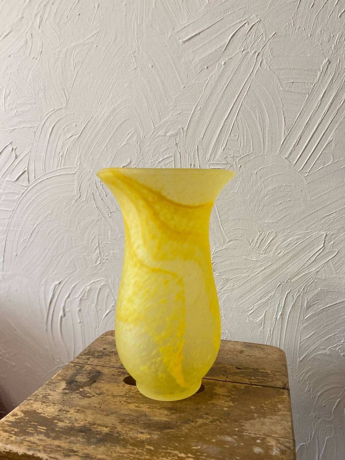 Yellow marbled glass paste vase – Art Nouveau style