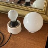 Lampe à poser opaline
