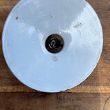Industrial lampshade in enamelled sheet metal