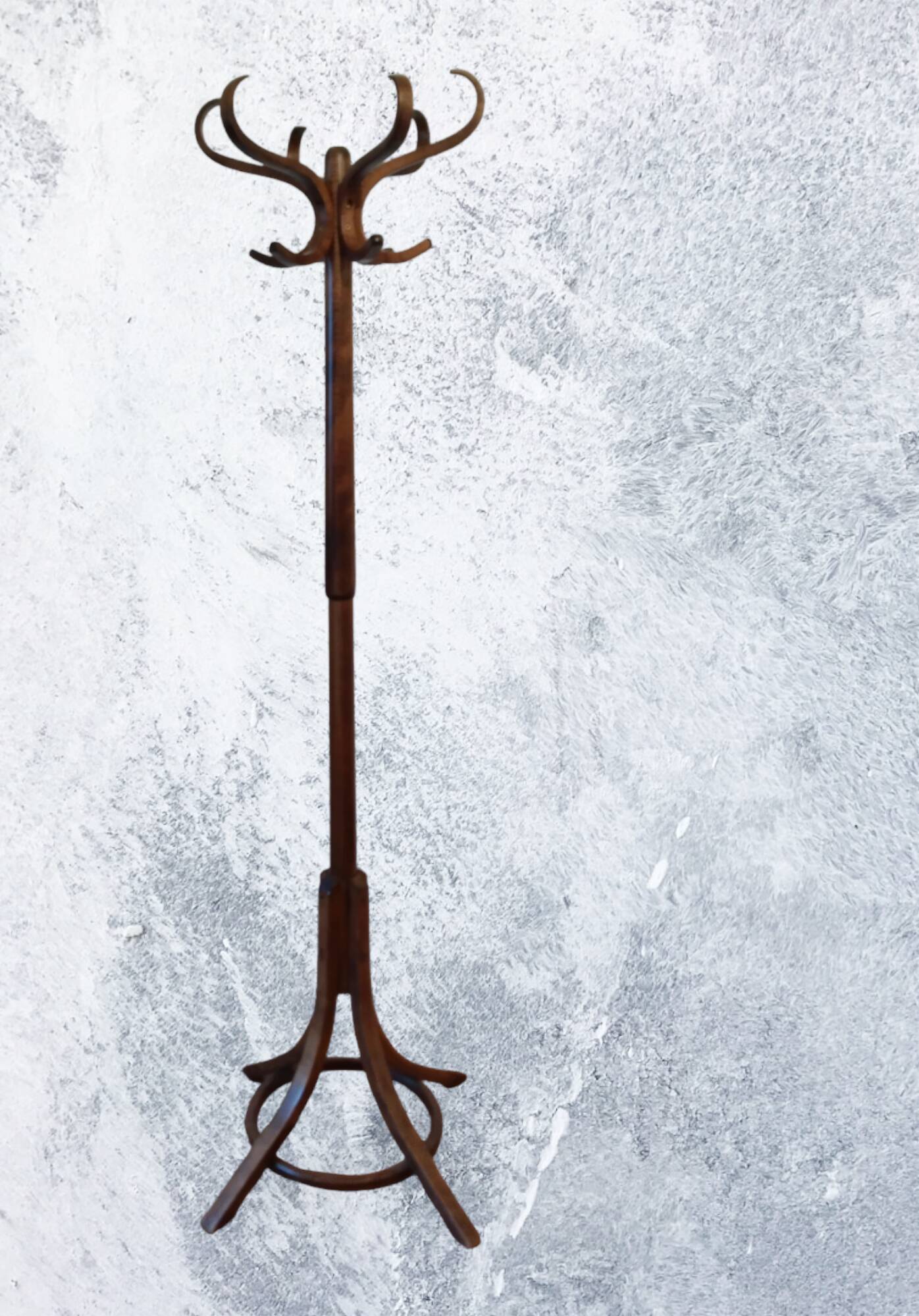 Coat rack on parrot stand, Thonet Baumann style, turned wood, 1950s