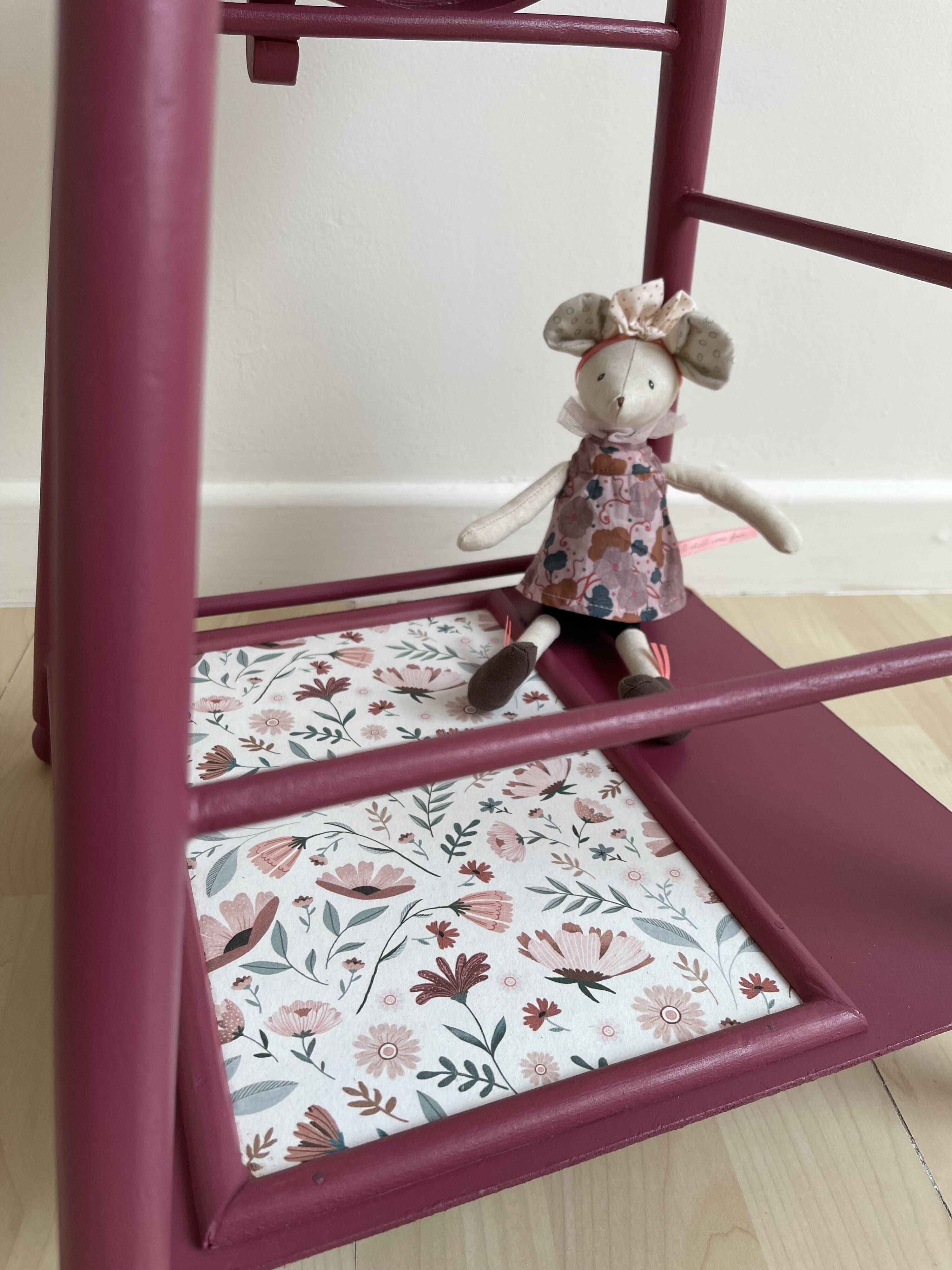Chaise haute poupée