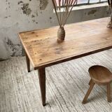 Farmhouse table with spindle legs 2m
