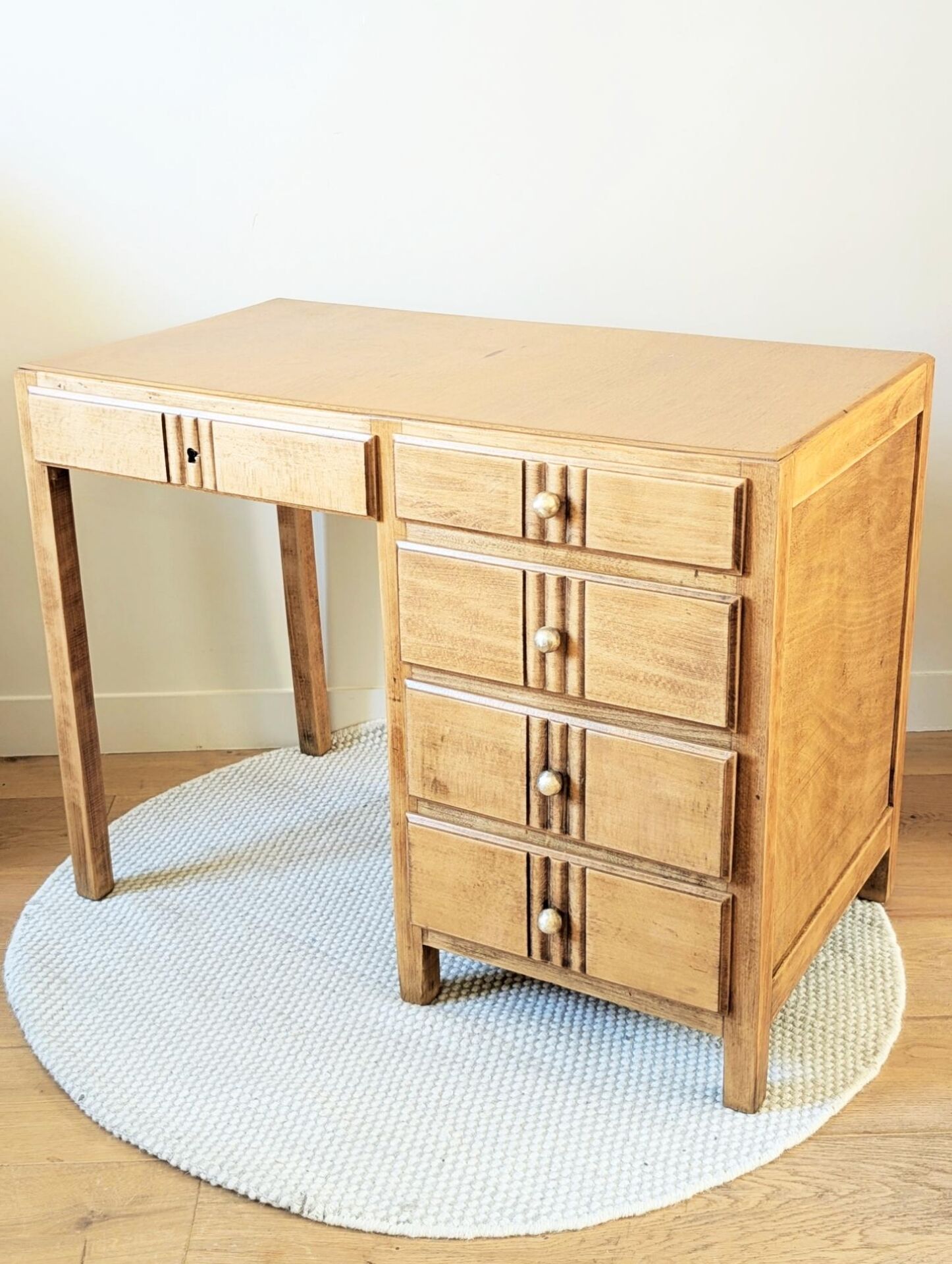 Bureau, années 40-50, rénové